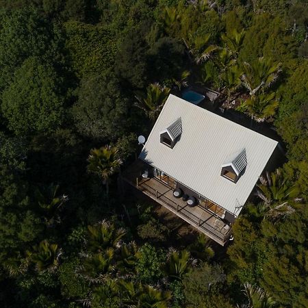 Whisper Cottage Onetangi Extérieur photo